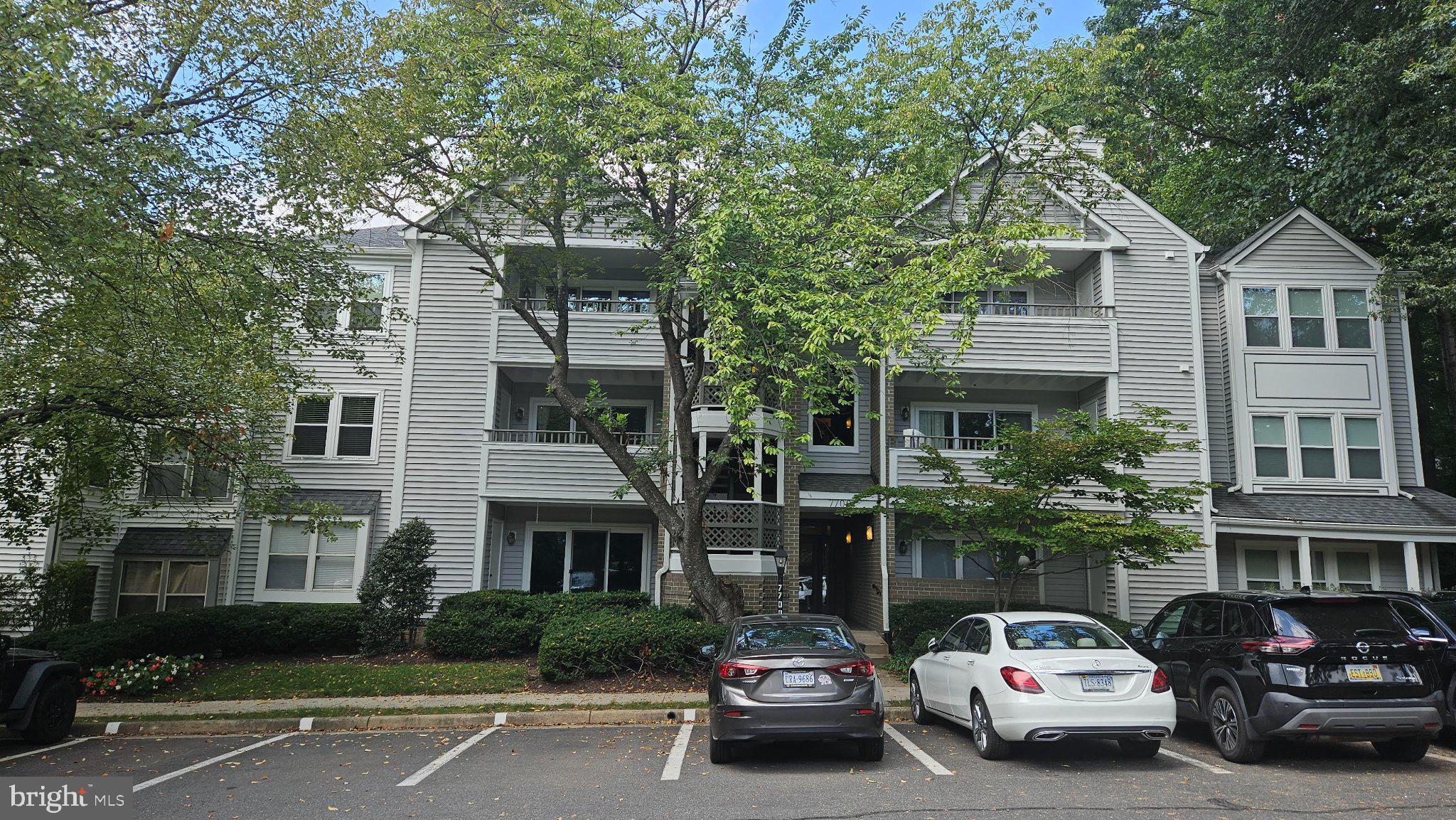 7700 LAFAYETTE FOREST DRIVE 22