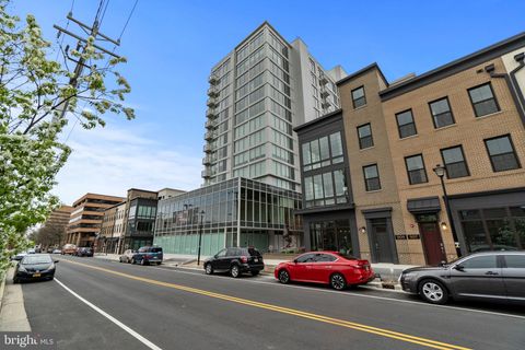 Photo of 925 N Fairfax Street #708, ALEXANDRIA, VA 22314 (MLS # VAAX2054602)