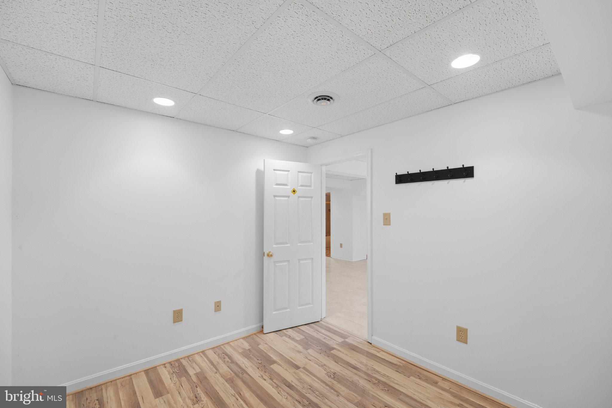 HOPKINS MEAD - Residential