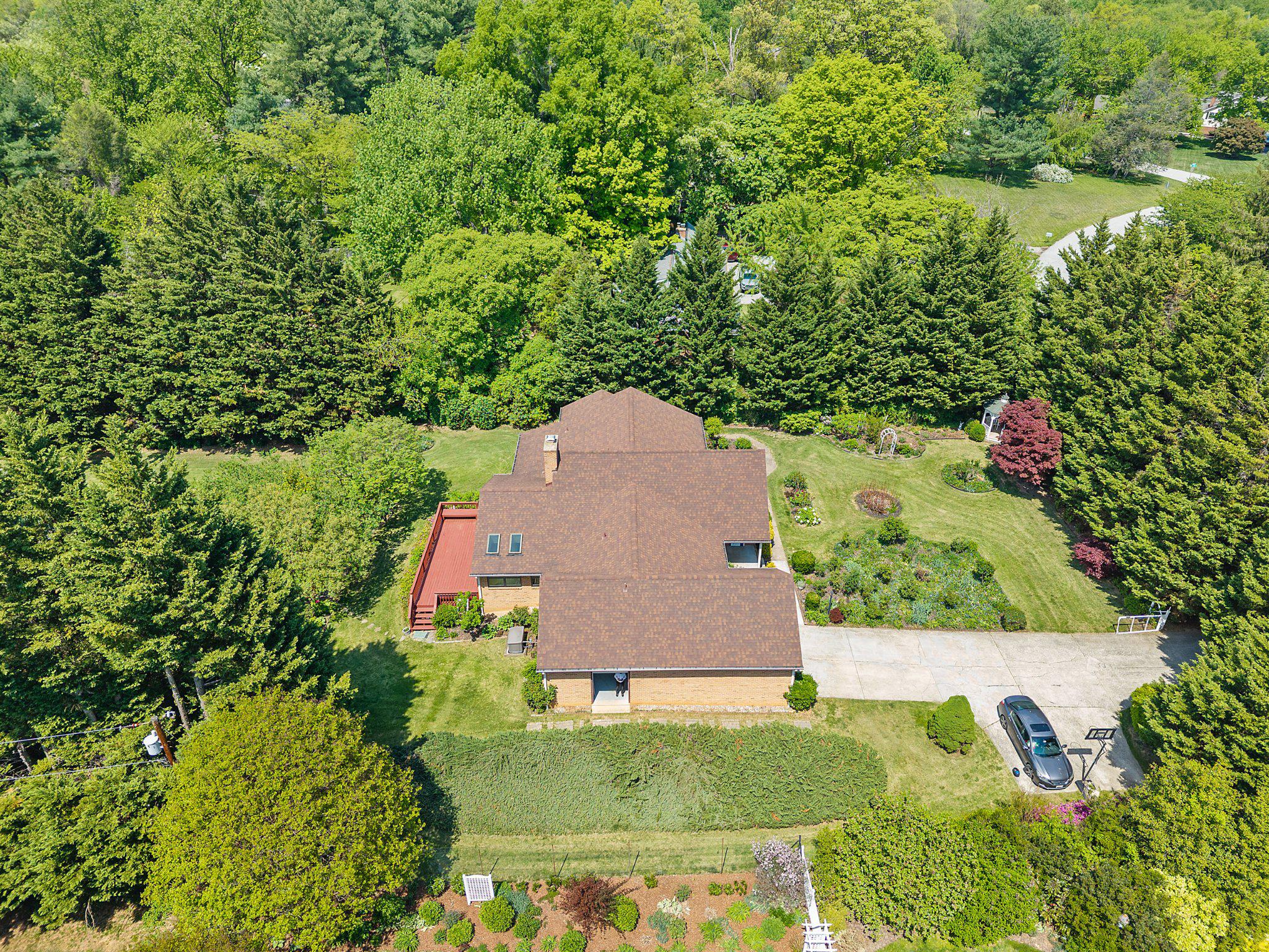 HOPKINS MEAD - Residential