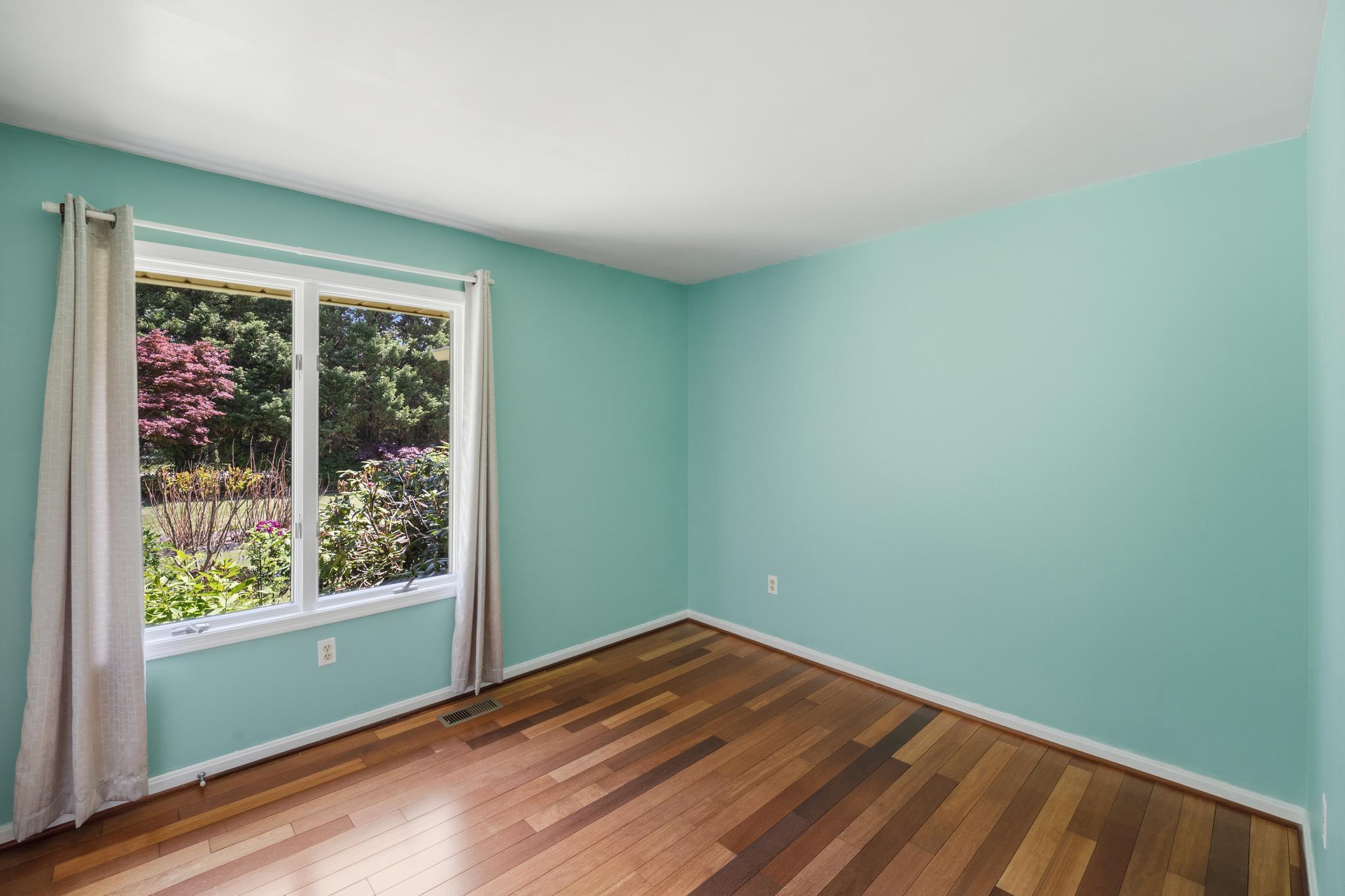 HOPKINS MEAD - Residential