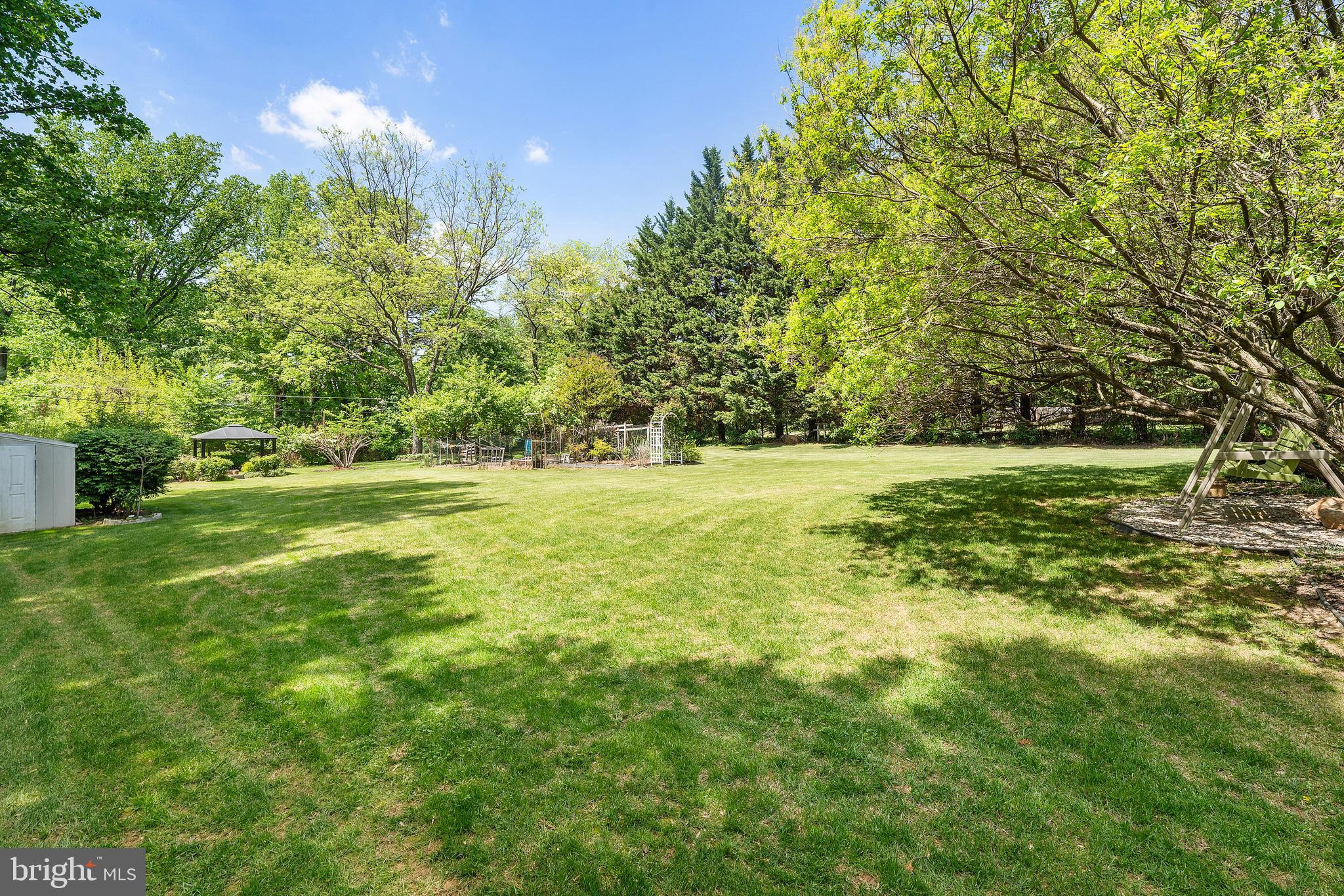 HOPKINS MEAD - Residential