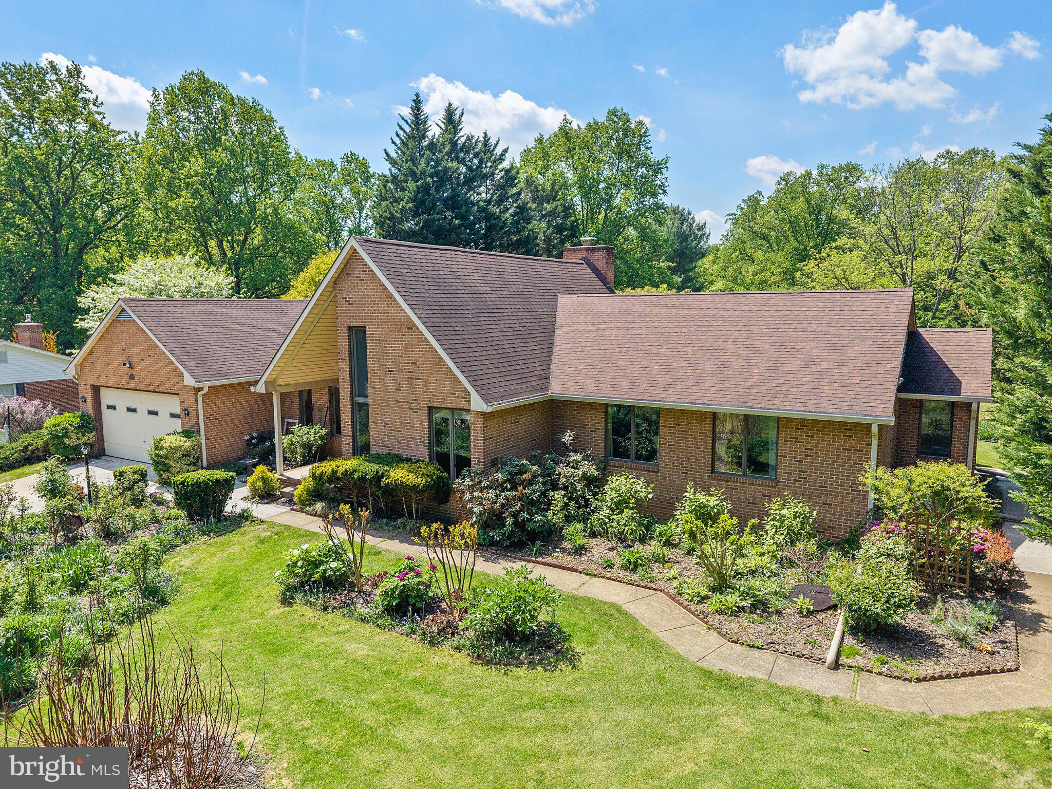 HOPKINS MEAD - Residential