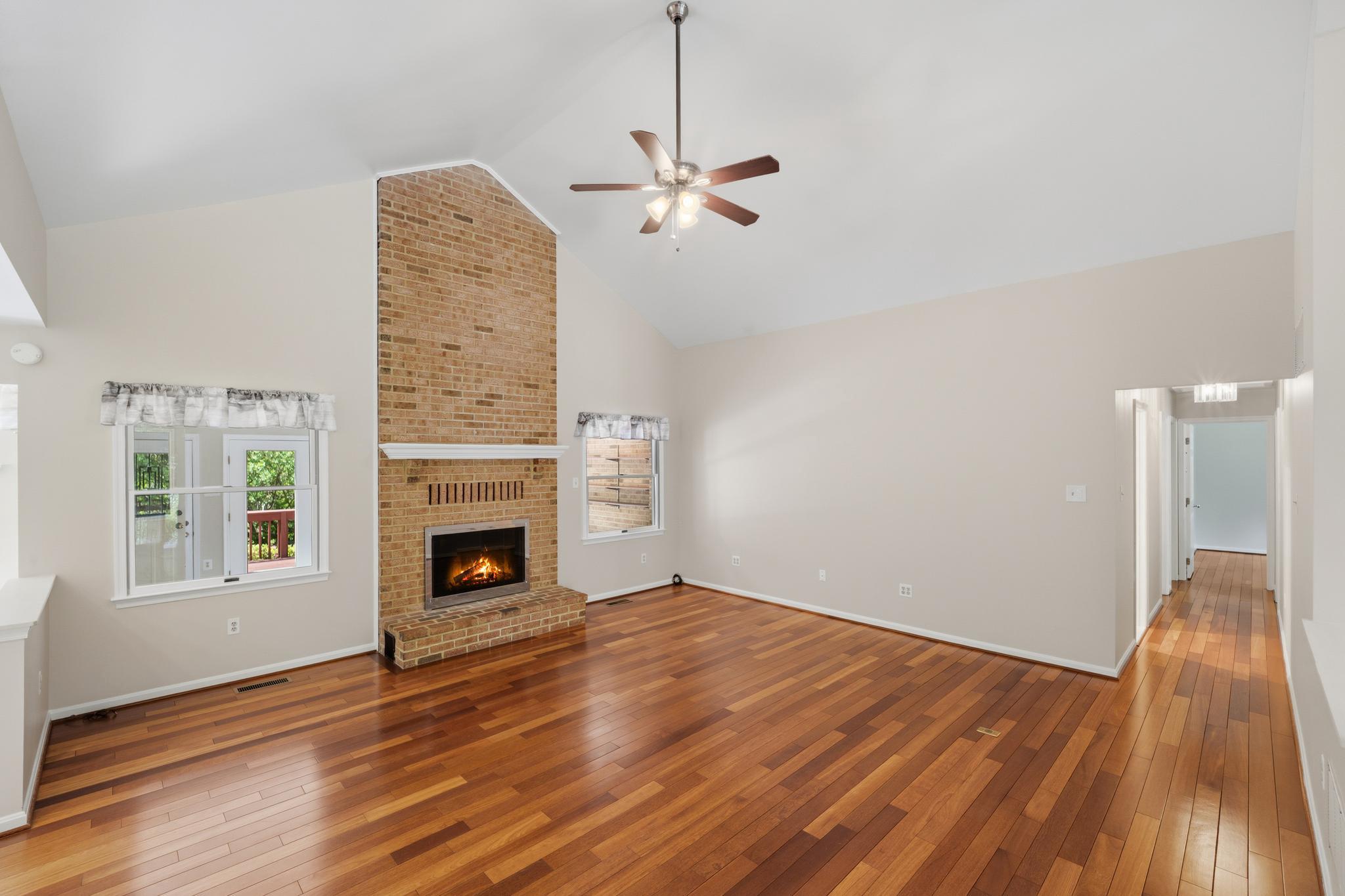 HOPKINS MEAD - Residential