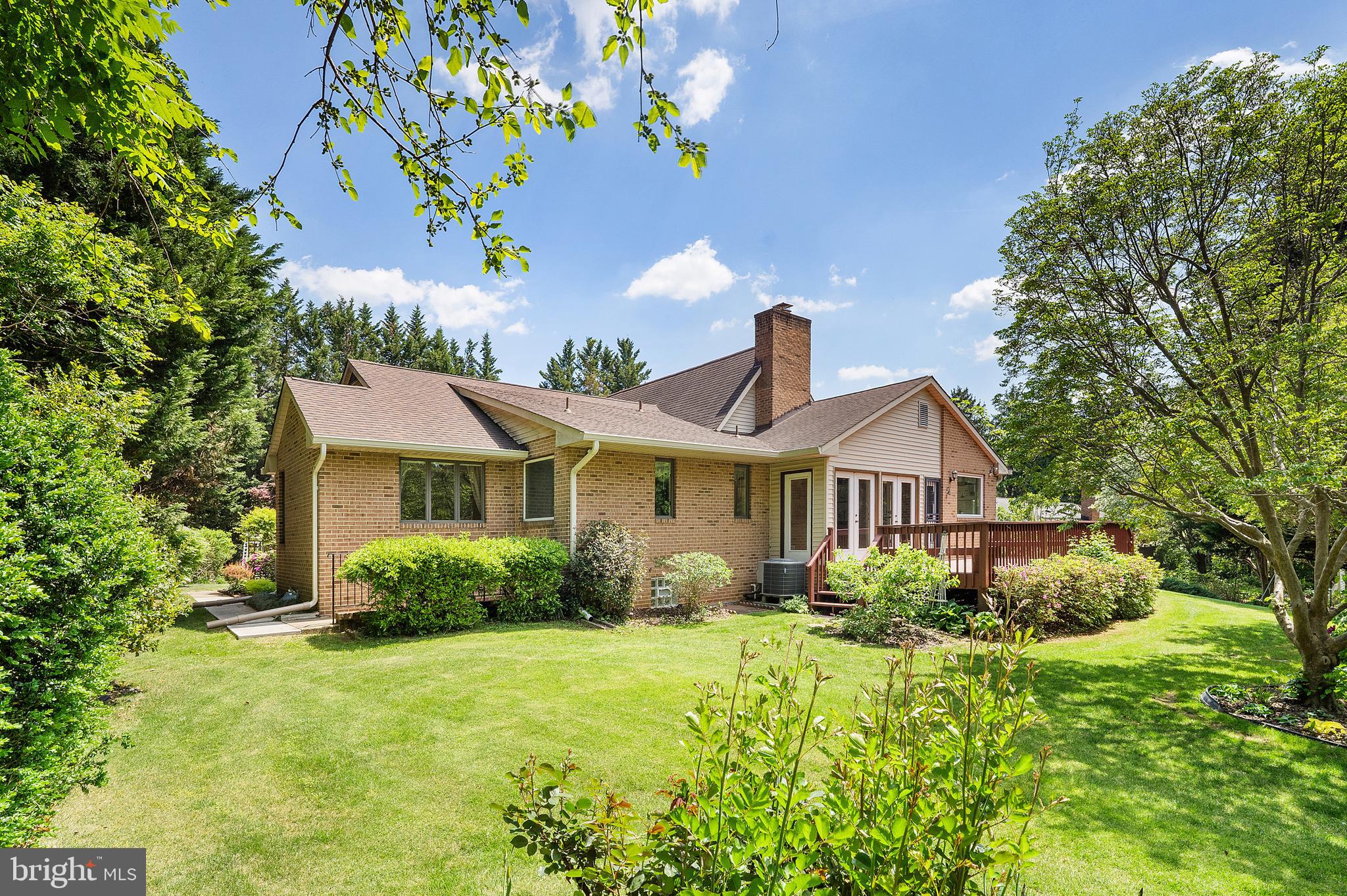 HOPKINS MEAD - Residential