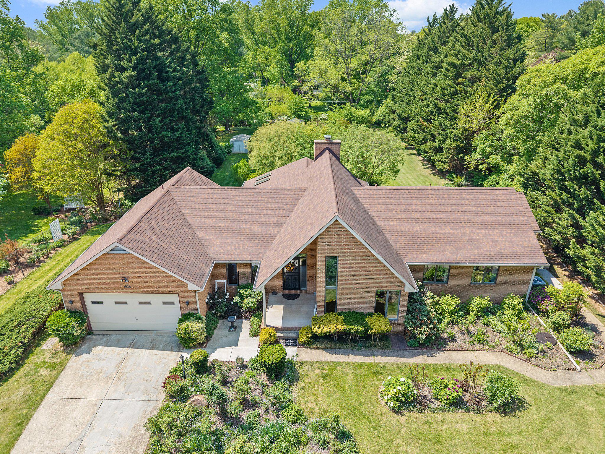 HOPKINS MEAD - Residential