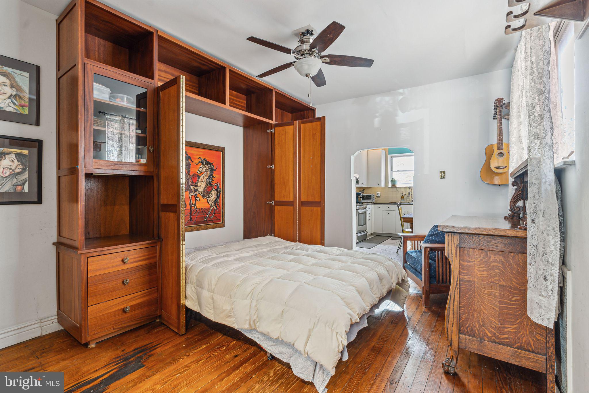 POINT BREEZE - Residential