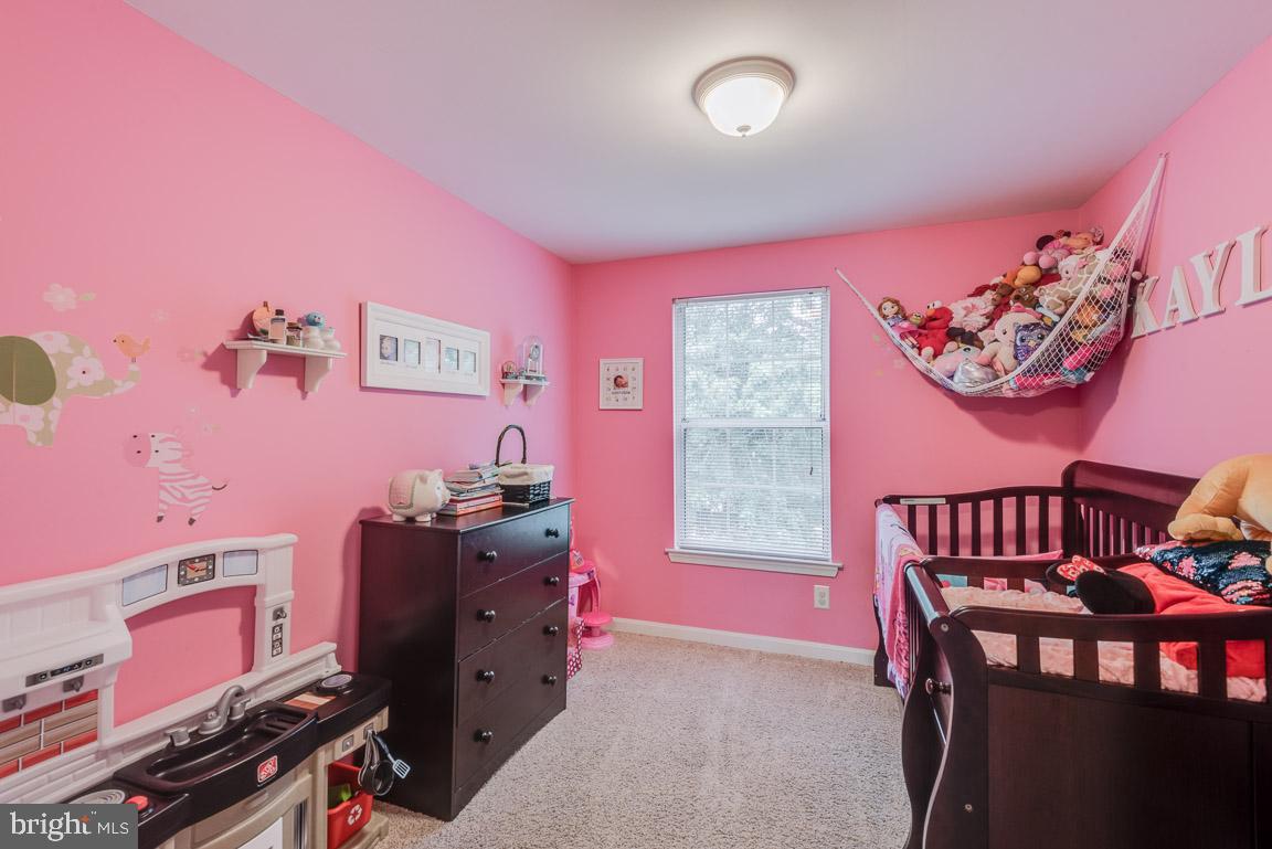 CLOVERLEAF TOWNHOUSES - Residential