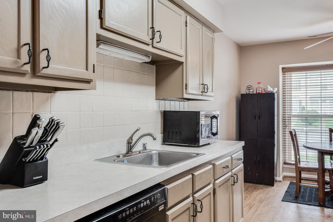 CLOVERLEAF TOWNHOUSES - Residential