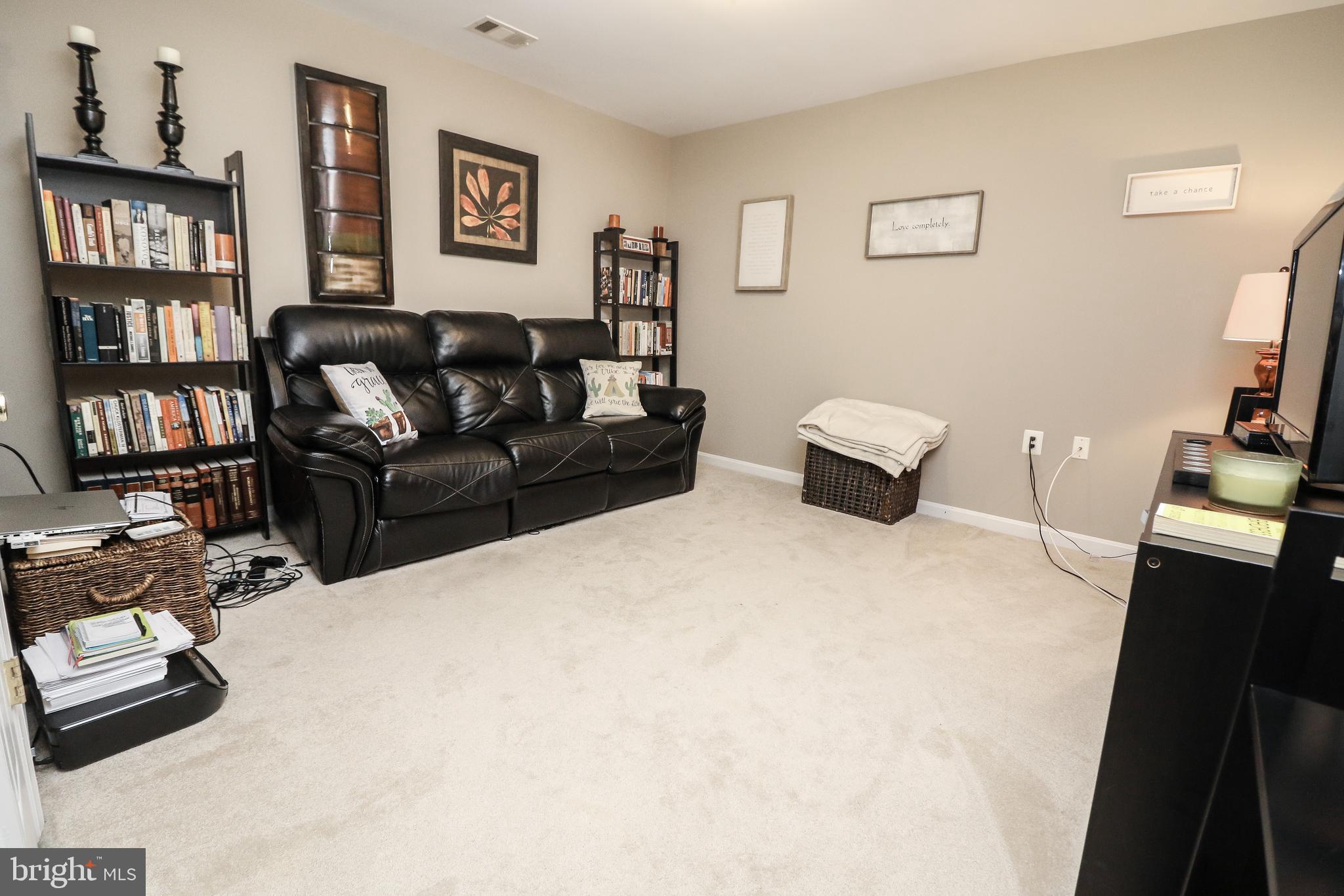 CAMERON STATION - Residential