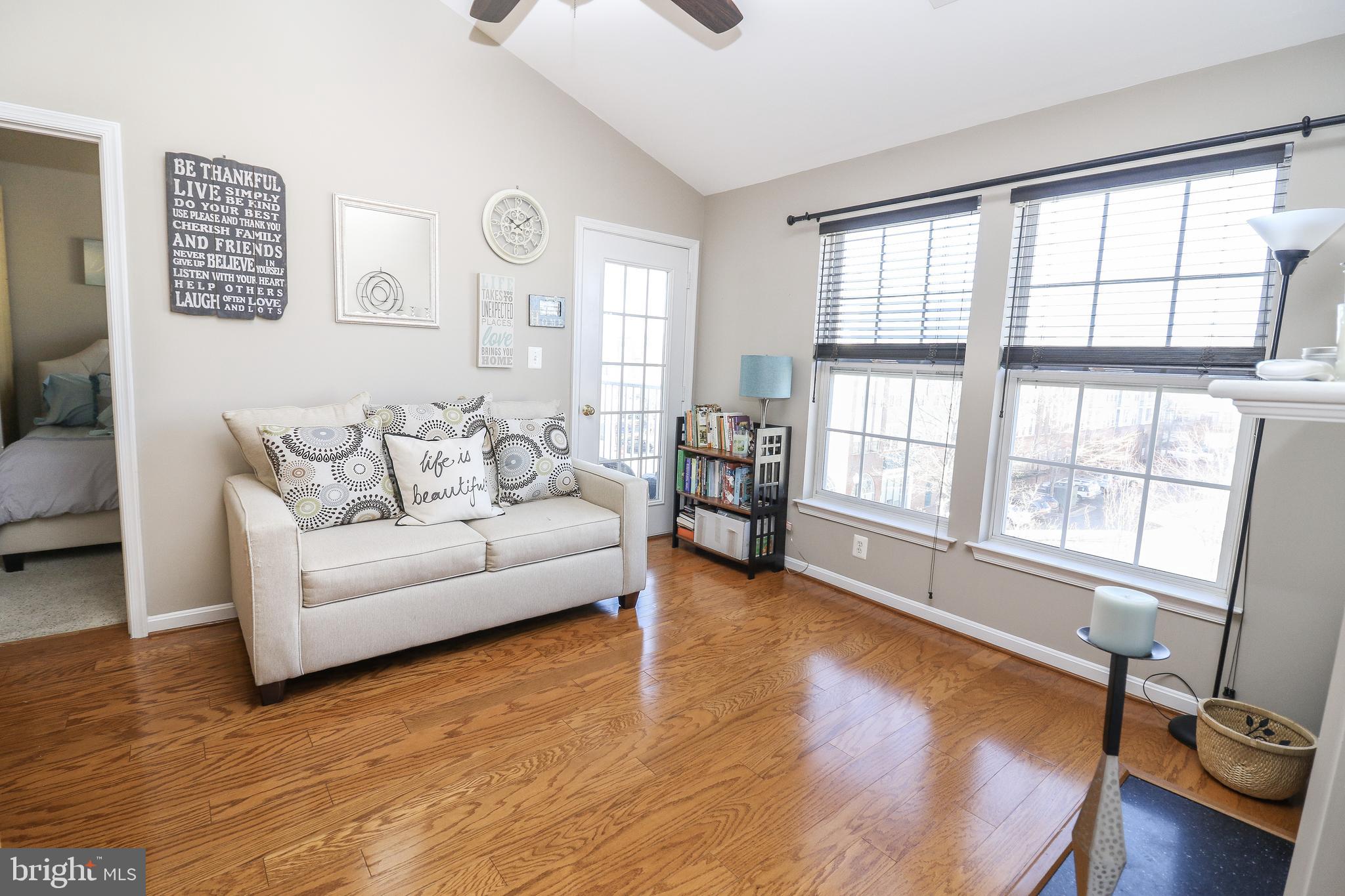 CAMERON STATION - Residential