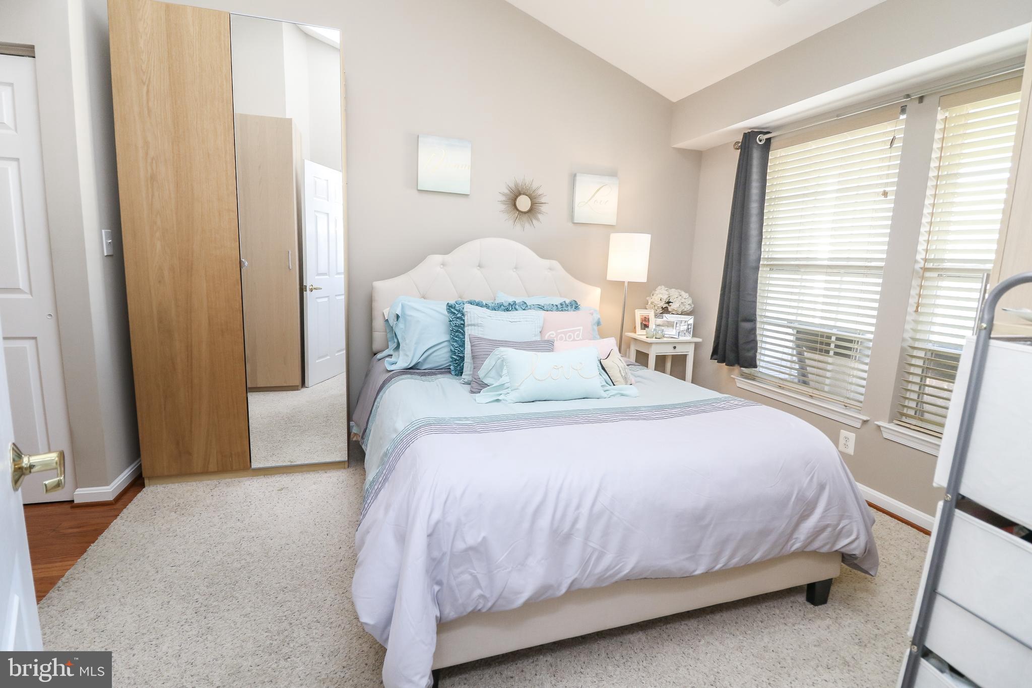 CAMERON STATION - Residential