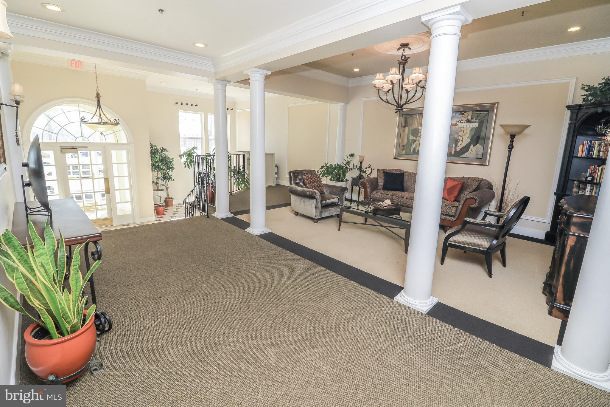 CAMERON STATION - Residential