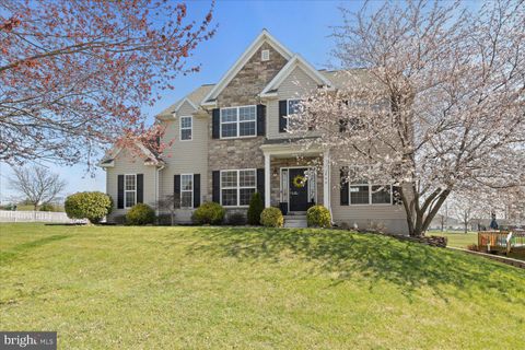 Photo of 3998 Cranberry Street, Manheim, PA 17545 (MLS # PALA2048782)