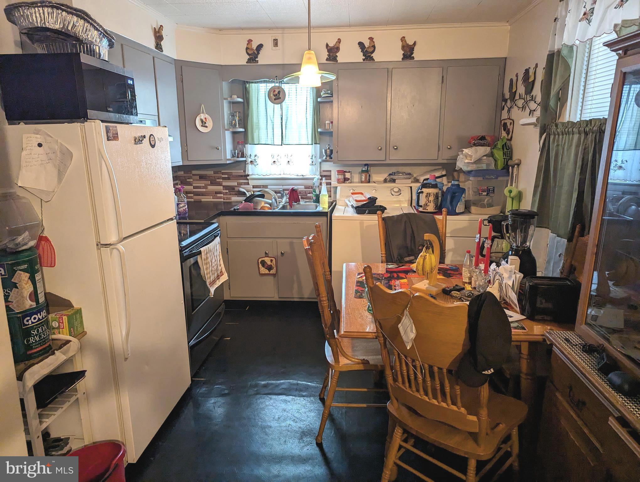 LANCASTER - Residential Income