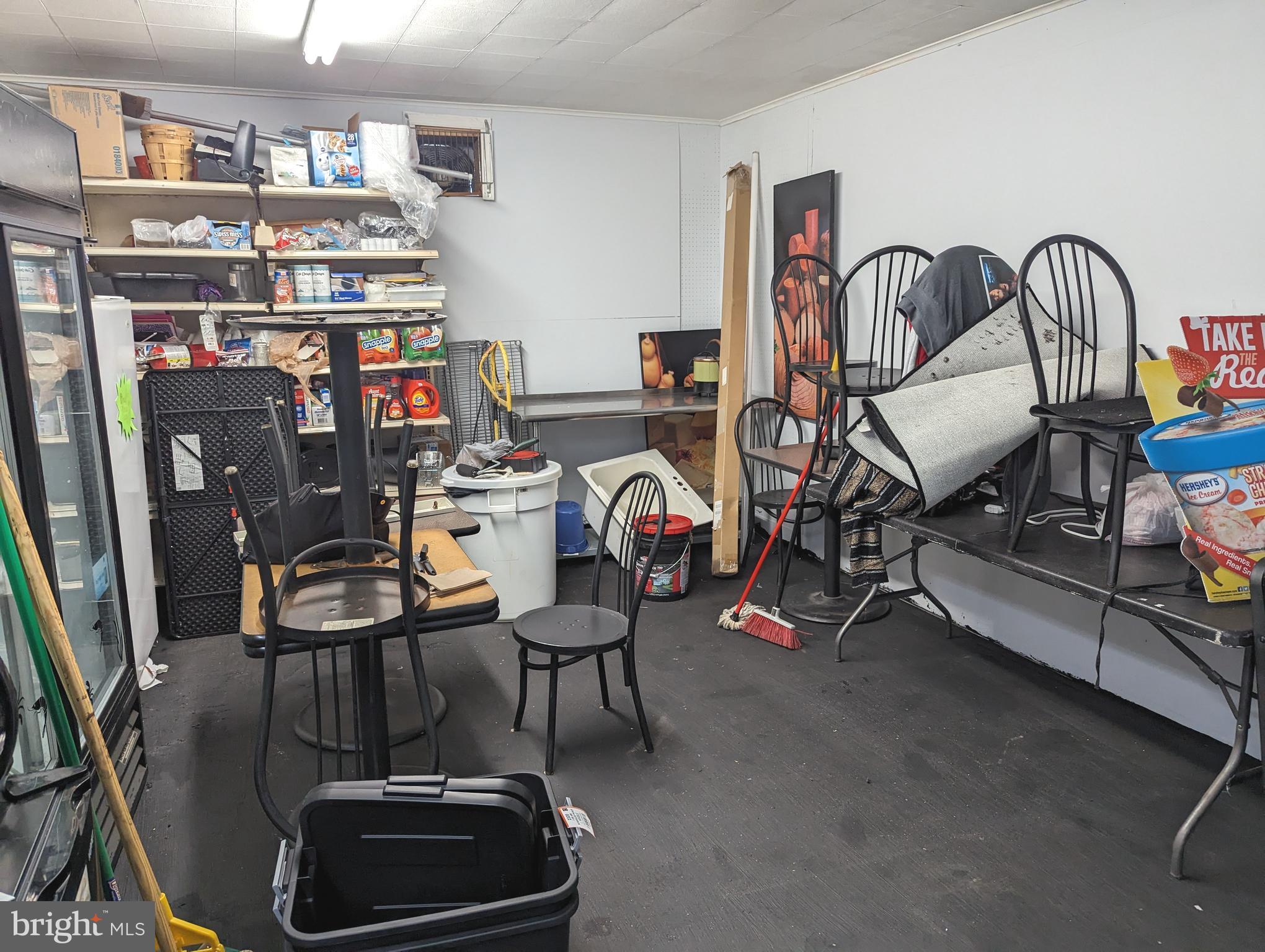 LANCASTER - Residential Income