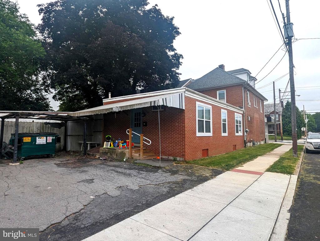 Photo of 629 N FRANKLIN ST, LANCASTER, PA 17602 (MLS # PALA2037416)