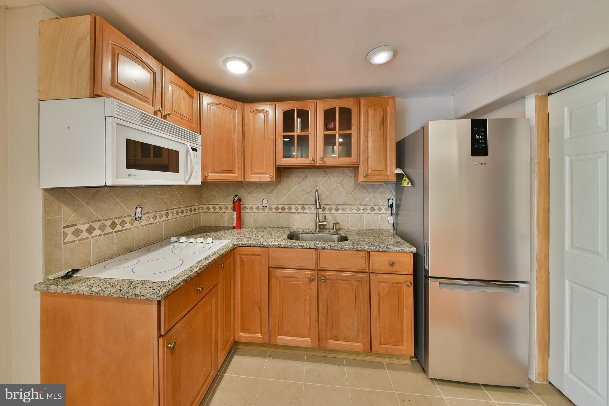 TANNERIE WOODS - Residential Lease