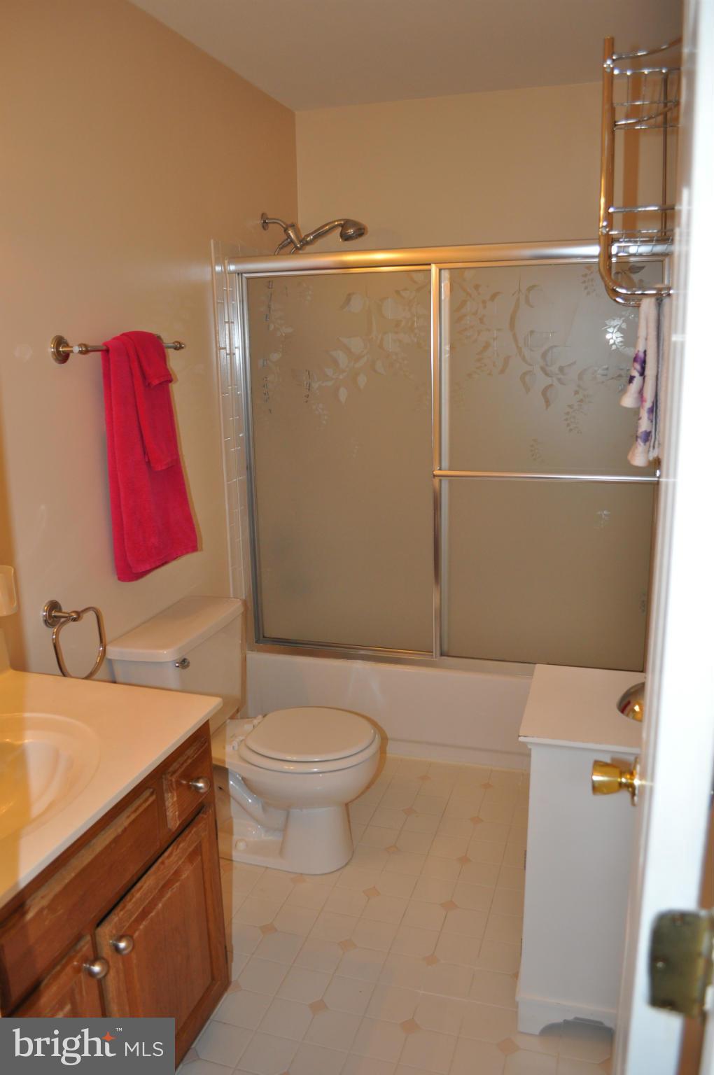 BERRY HILL MANOR - Residential