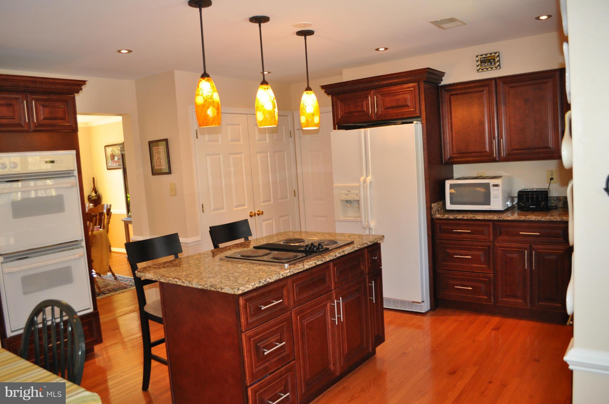 BERRY HILL MANOR - Residential