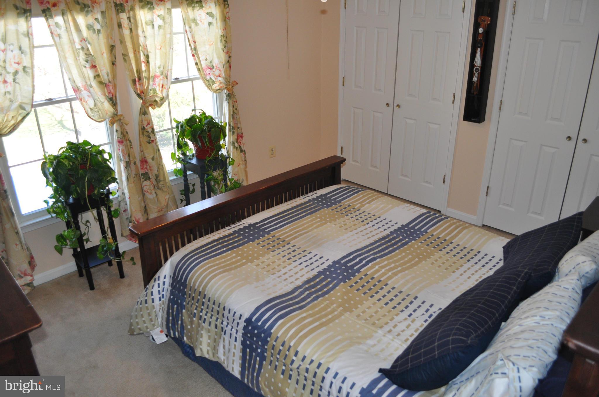 BERRY HILL MANOR - Residential