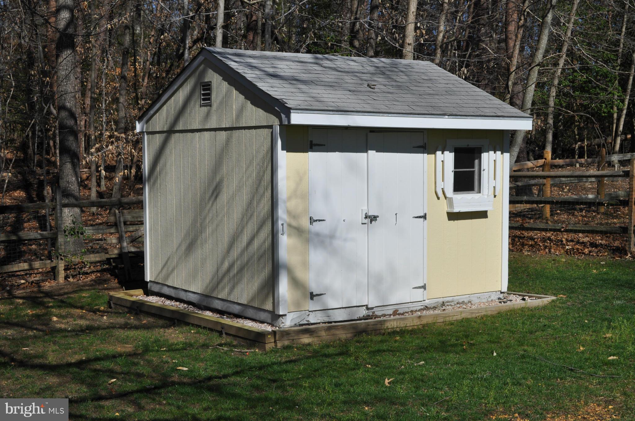 BERRY HILL MANOR - Residential