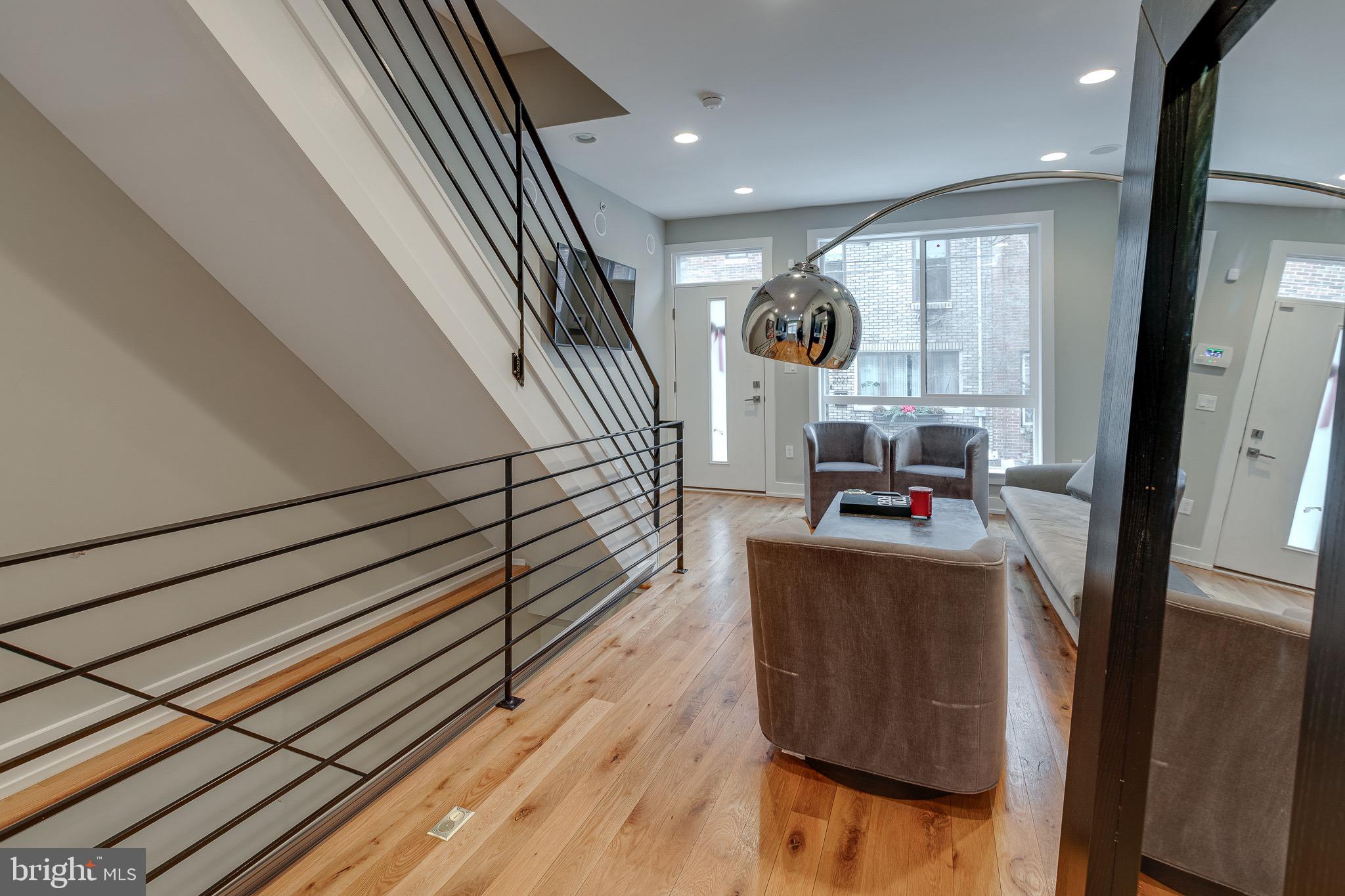 GRADUATE HOSPITAL - Residential Lease