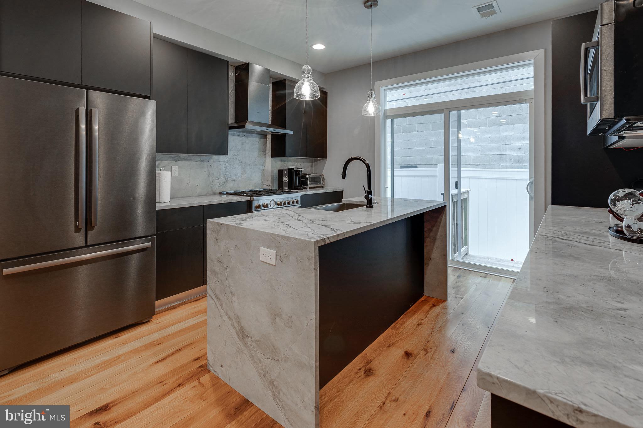 GRADUATE HOSPITAL - Residential Lease