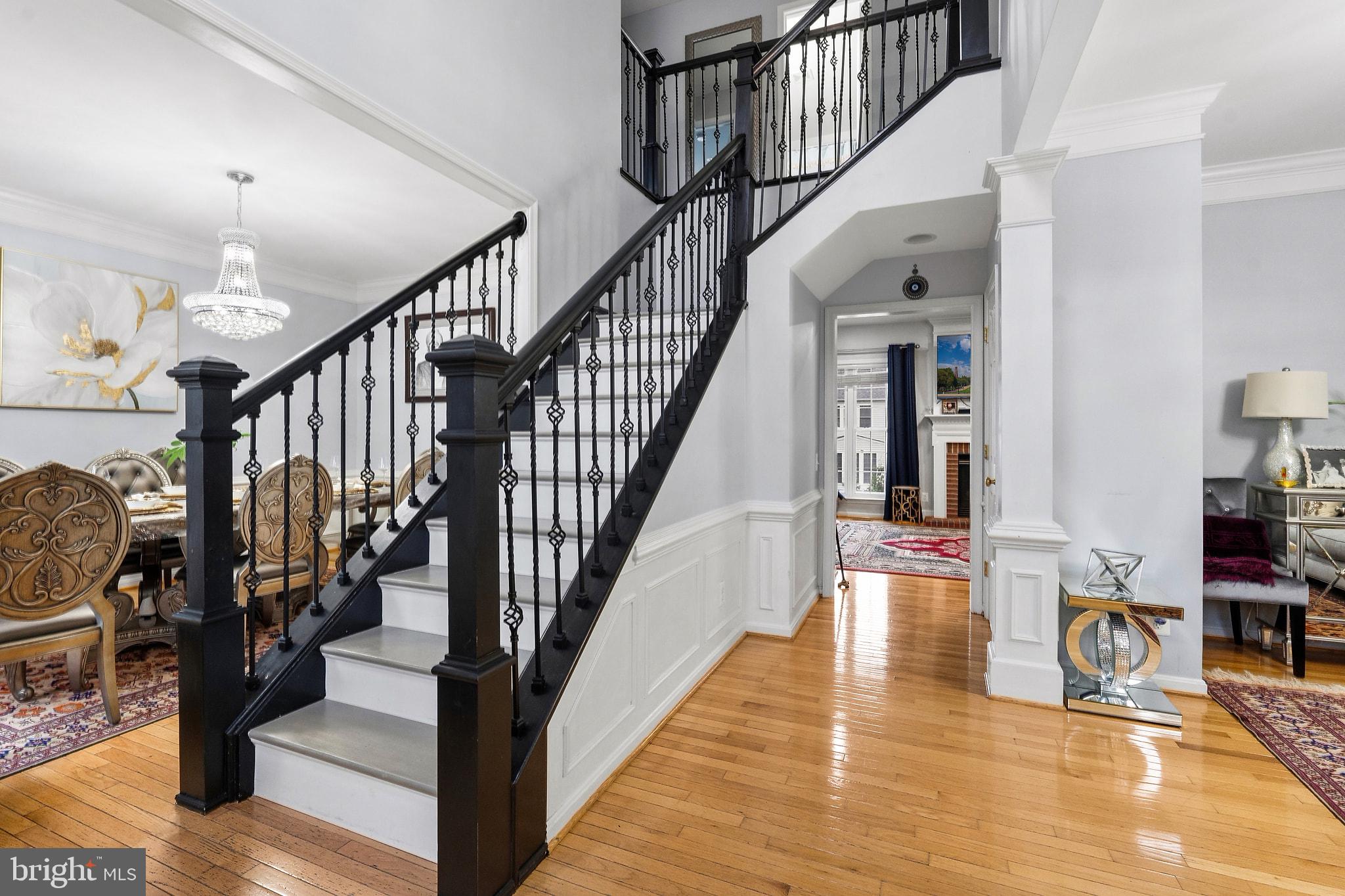 8991 BIRCH BAY CIRCLE