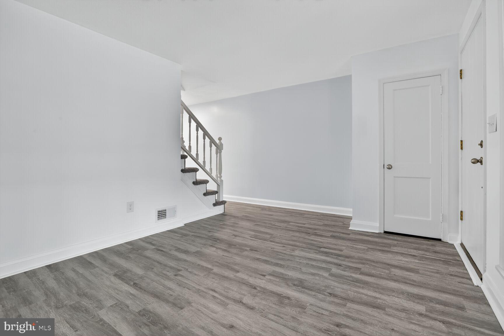 WEST INVERNESS - Residential
