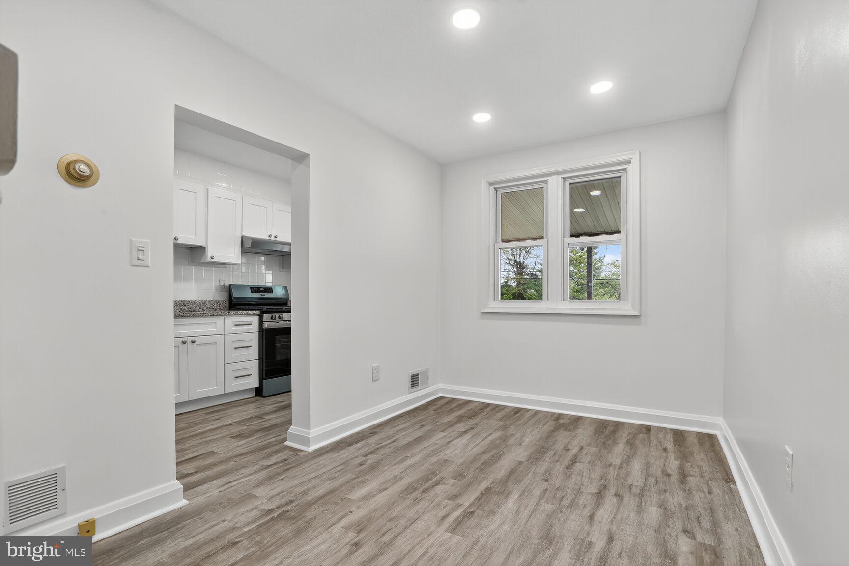 WEST INVERNESS - Residential
