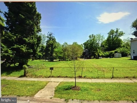Homes For Sale - 3309 Walbrook Avenue<br/> BALTIMORE, MD 21216
