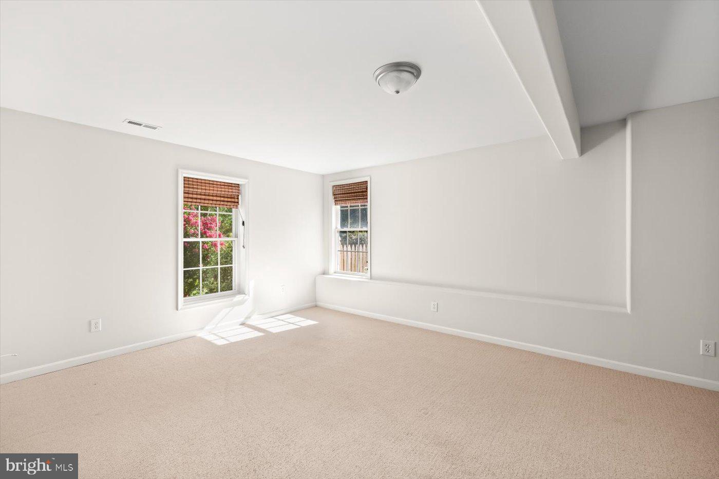 LEELAND STATION - Residential