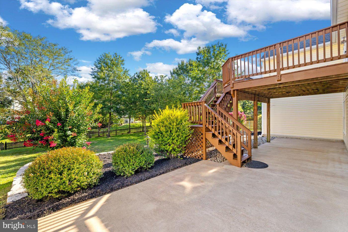 LEELAND STATION - Residential