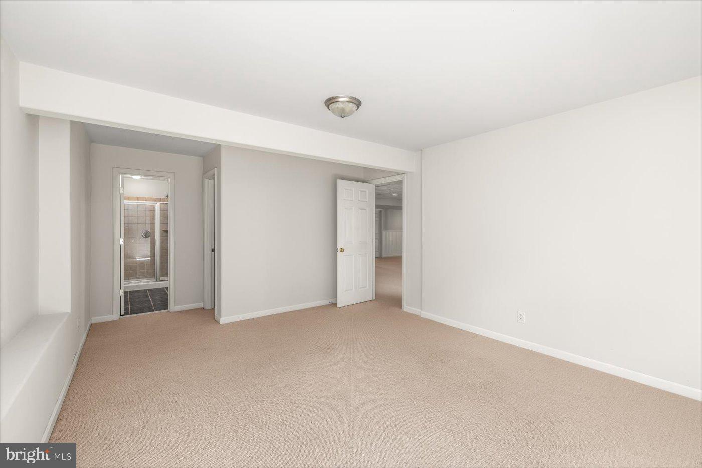 LEELAND STATION - Residential