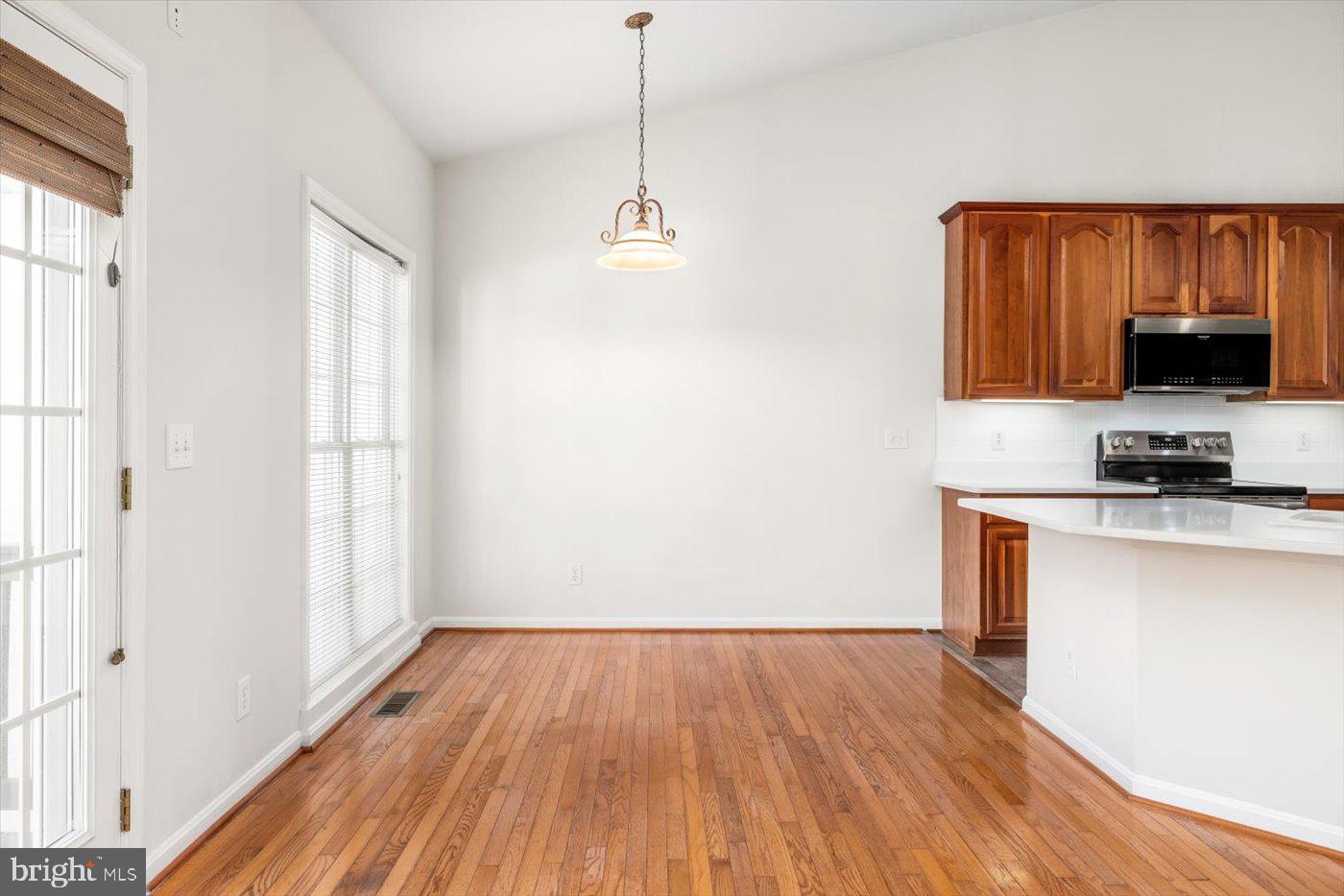 LEELAND STATION - Residential