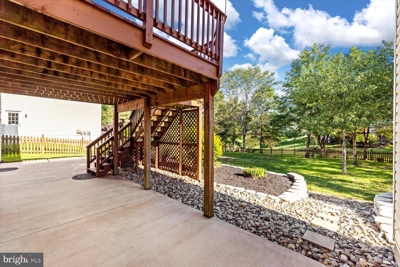 LEELAND STATION - Residential