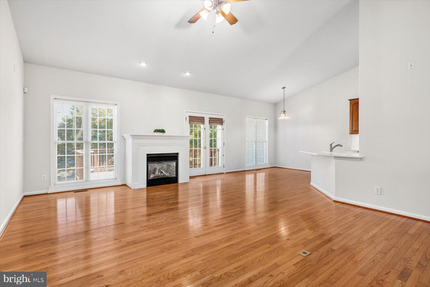 LEELAND STATION - Residential