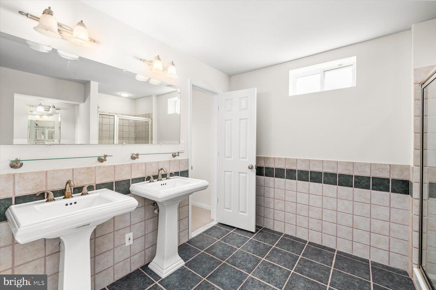 LEELAND STATION - Residential