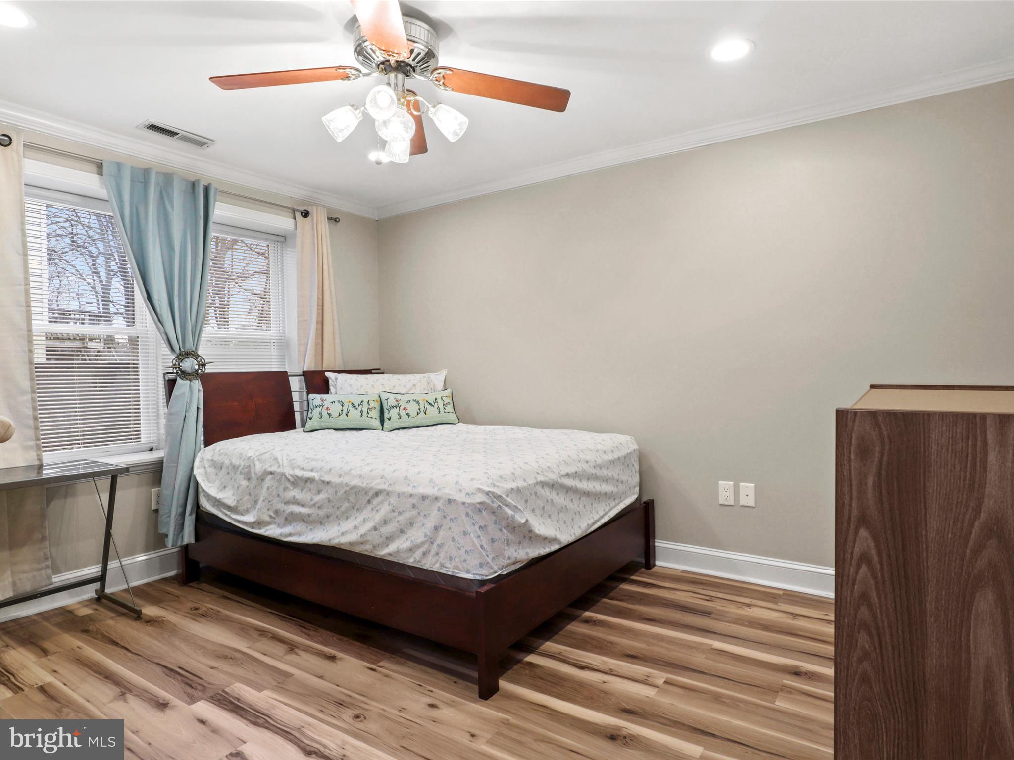 PLEASANT HILL - Residential