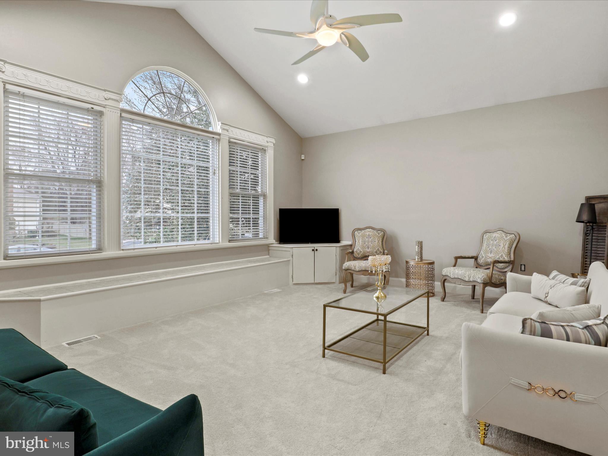 PLEASANT HILL - Residential