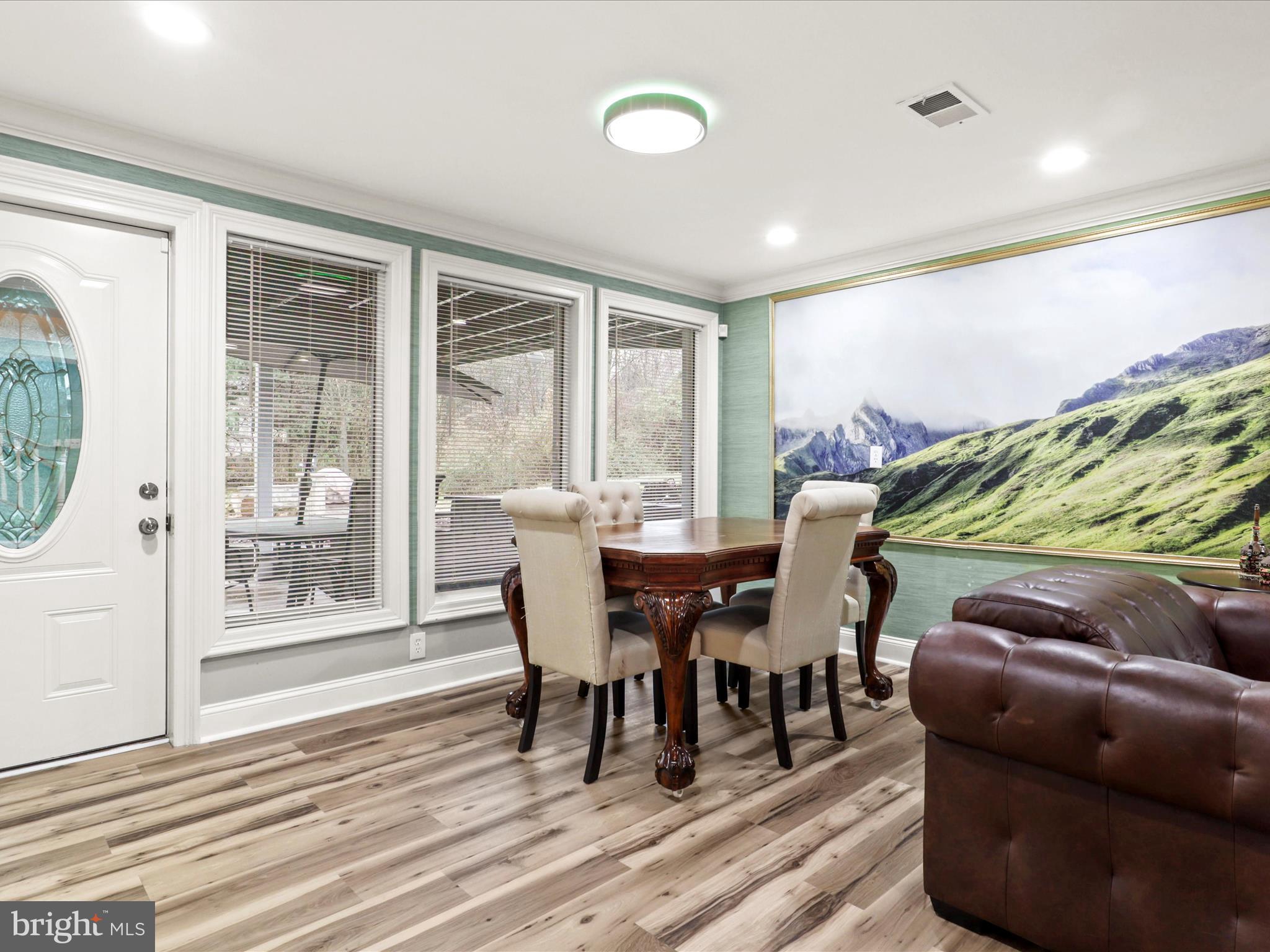 PLEASANT HILL - Residential