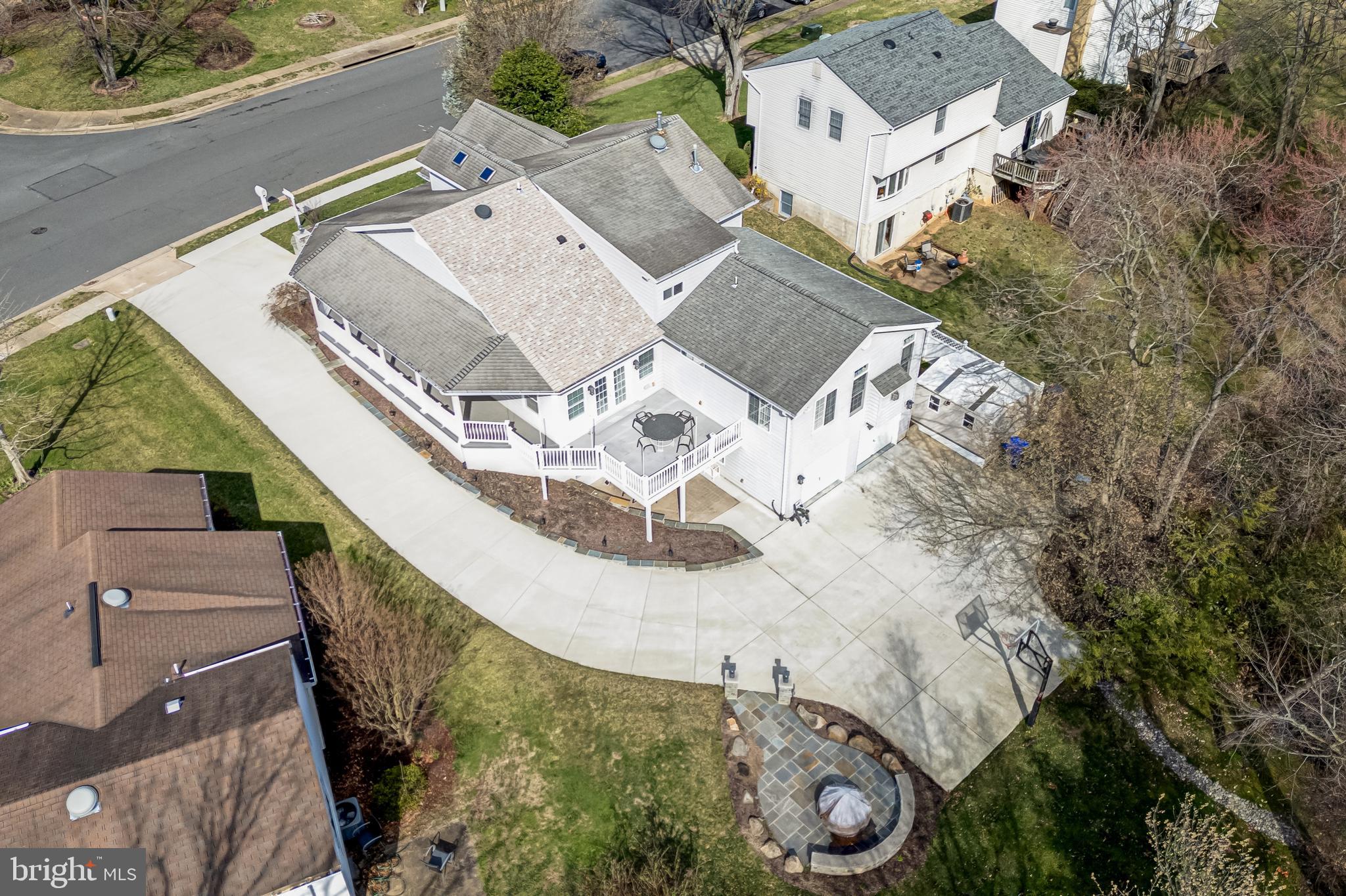 PLEASANT HILL - Residential