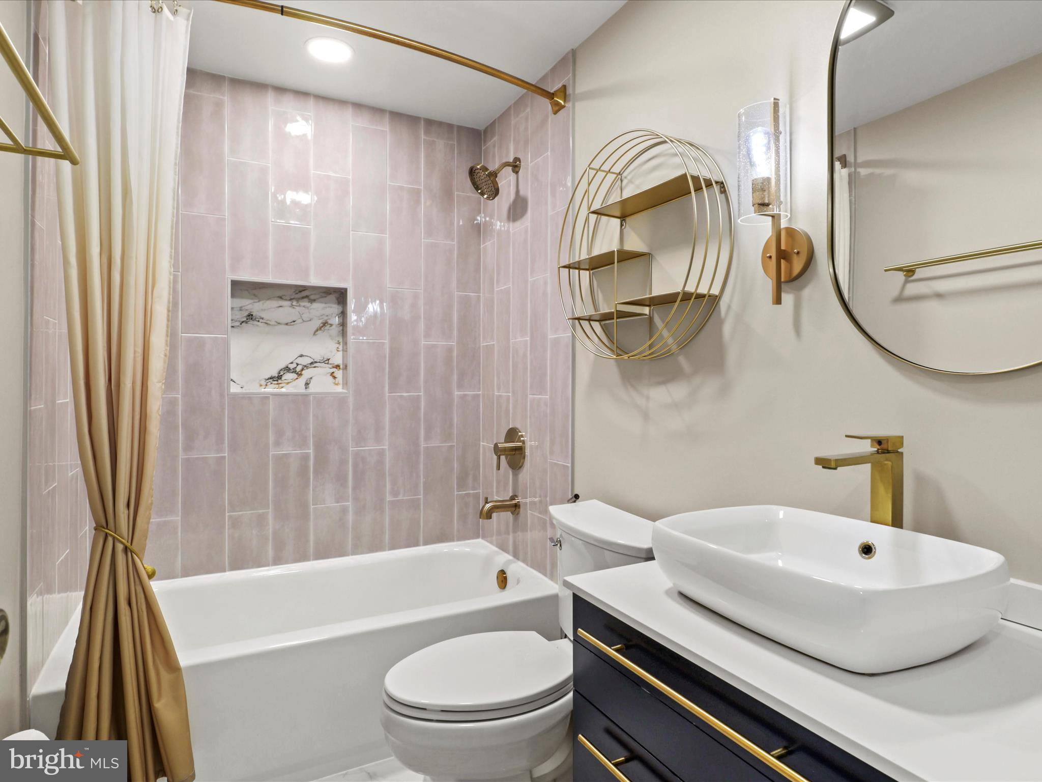 PLEASANT HILL - Residential