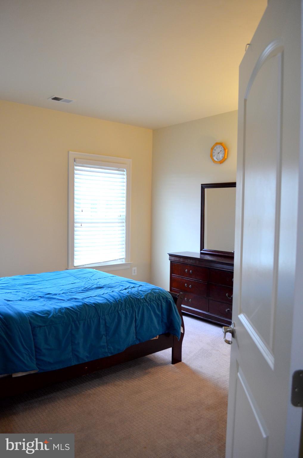 AVONLEA - Residential Lease