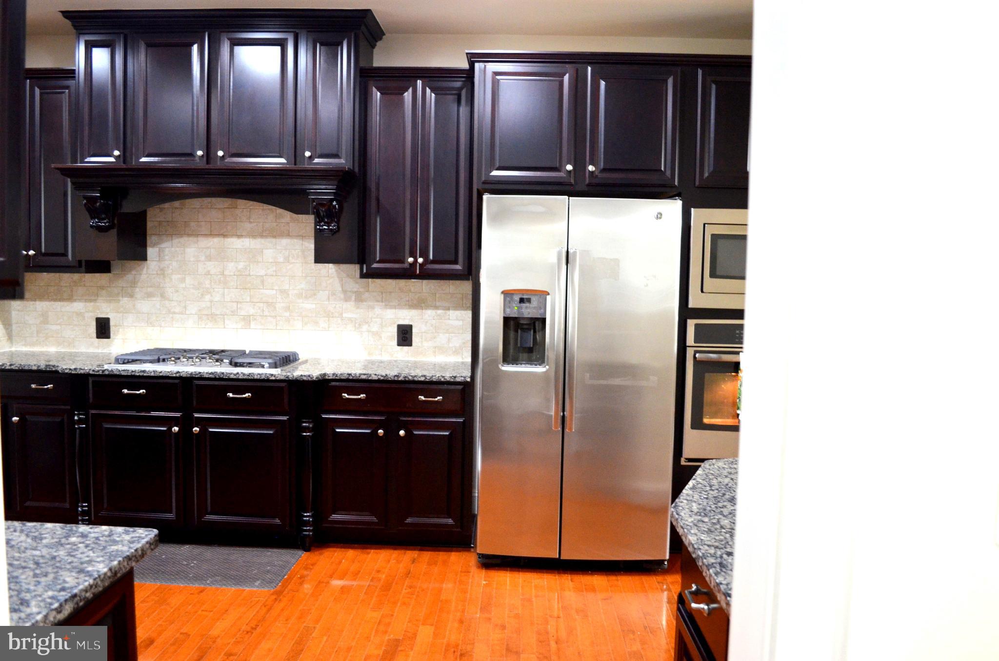 AVONLEA - Residential Lease