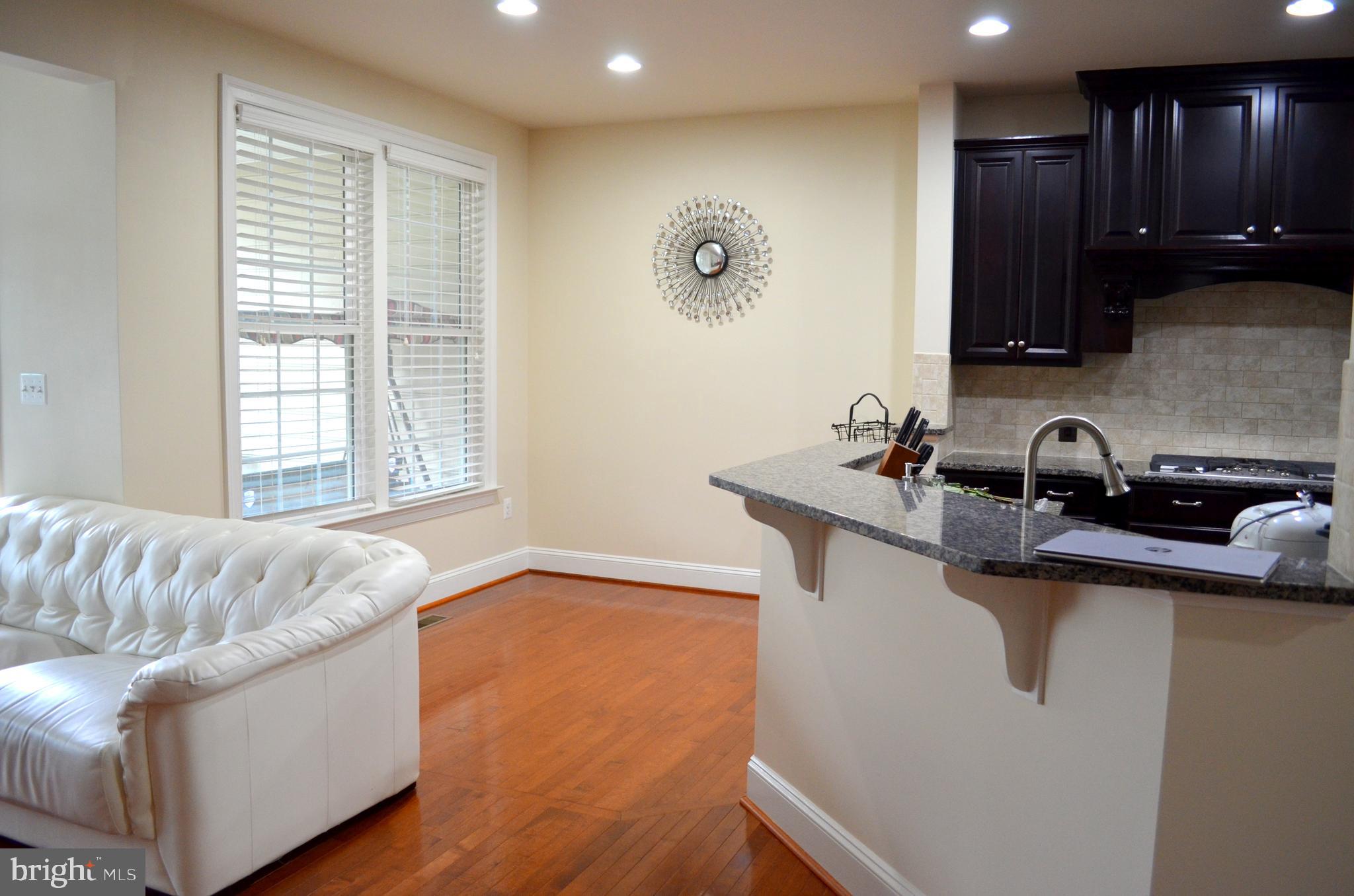 AVONLEA - Residential Lease