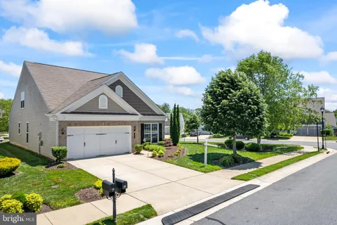 21 Whaleback Lane, Fredericksburg, VA MLS: VAST2039028