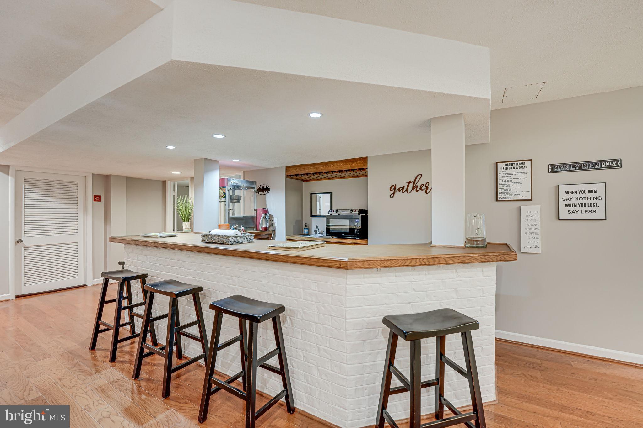 DARNESTOWN OUTSIDE - Residential