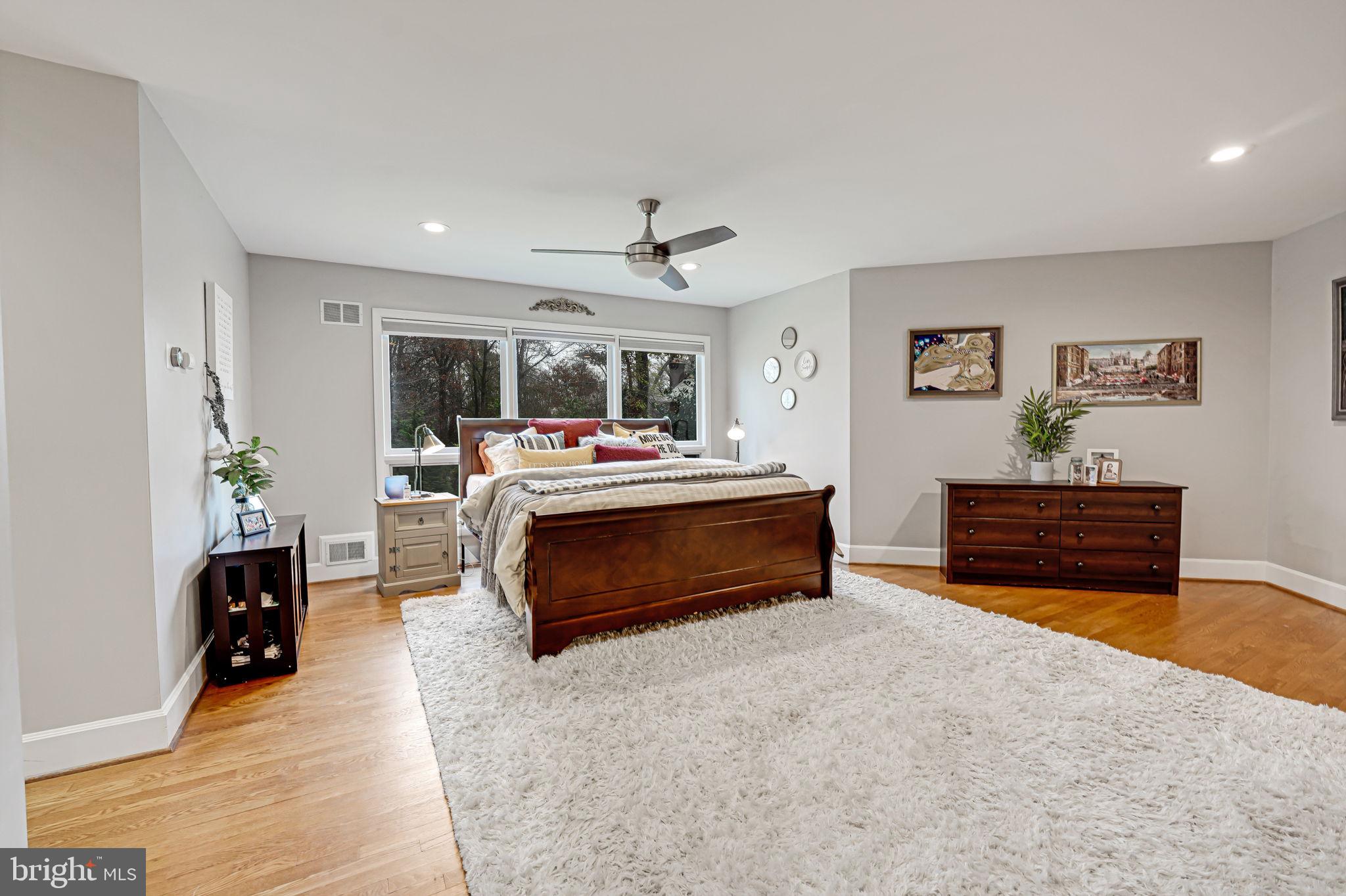 DARNESTOWN OUTSIDE - Residential